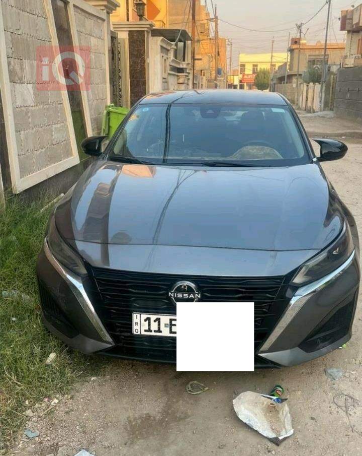 نيسان ألتيما